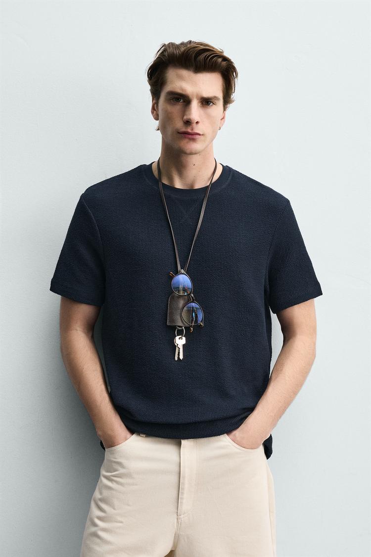 ZARA REGULAR FIT STRUCTURED T-SHIRT