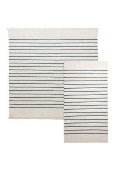 BEACH TOWEL WITH THIN STRIPES - Mid-blue by Zara