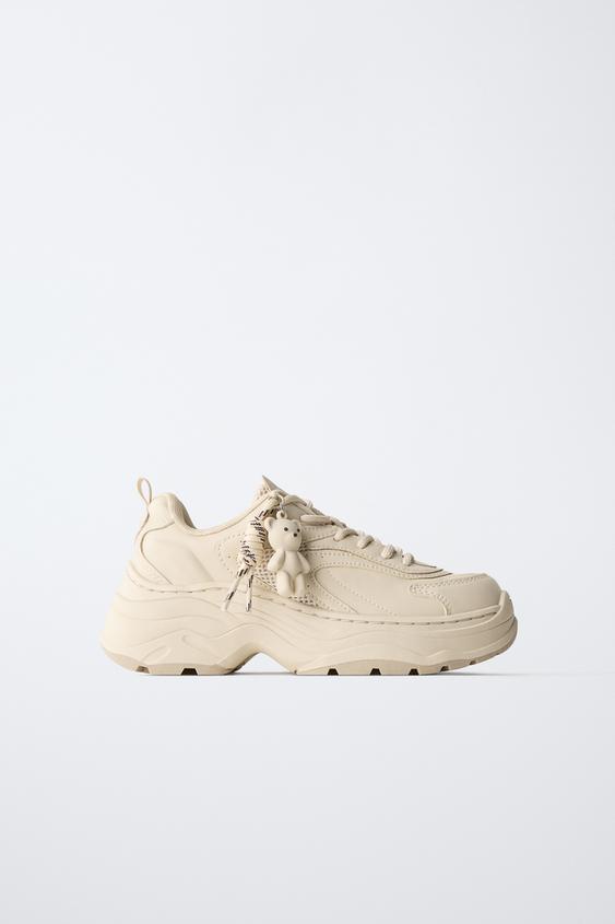 ZAPATILLA DEPORTIVA CHARM - Blanco de Zara - Imagen 0