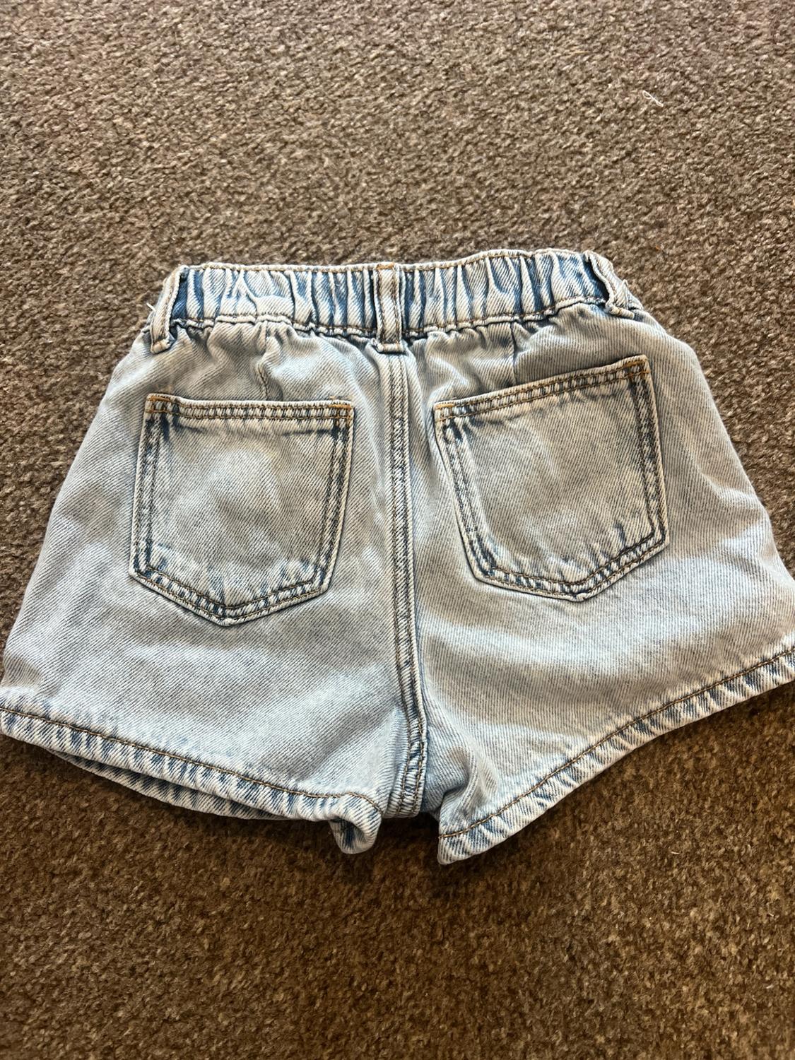 HIGH-WAIST DENIM BERMUDA SHORTS - Image 2