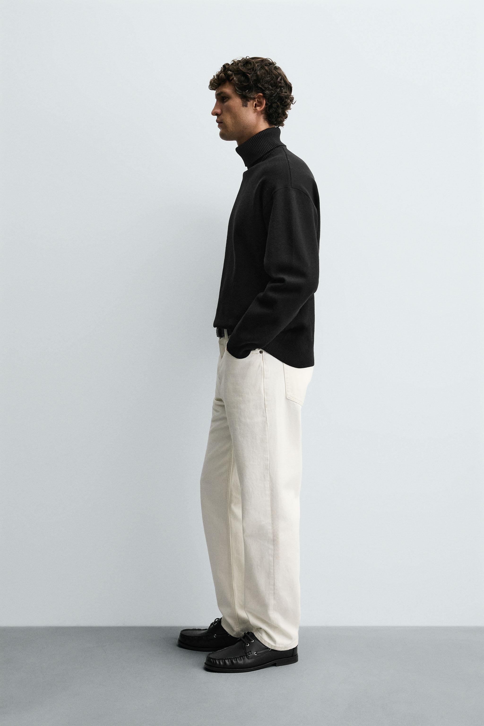 SOFT HIGH NECK SWEATER