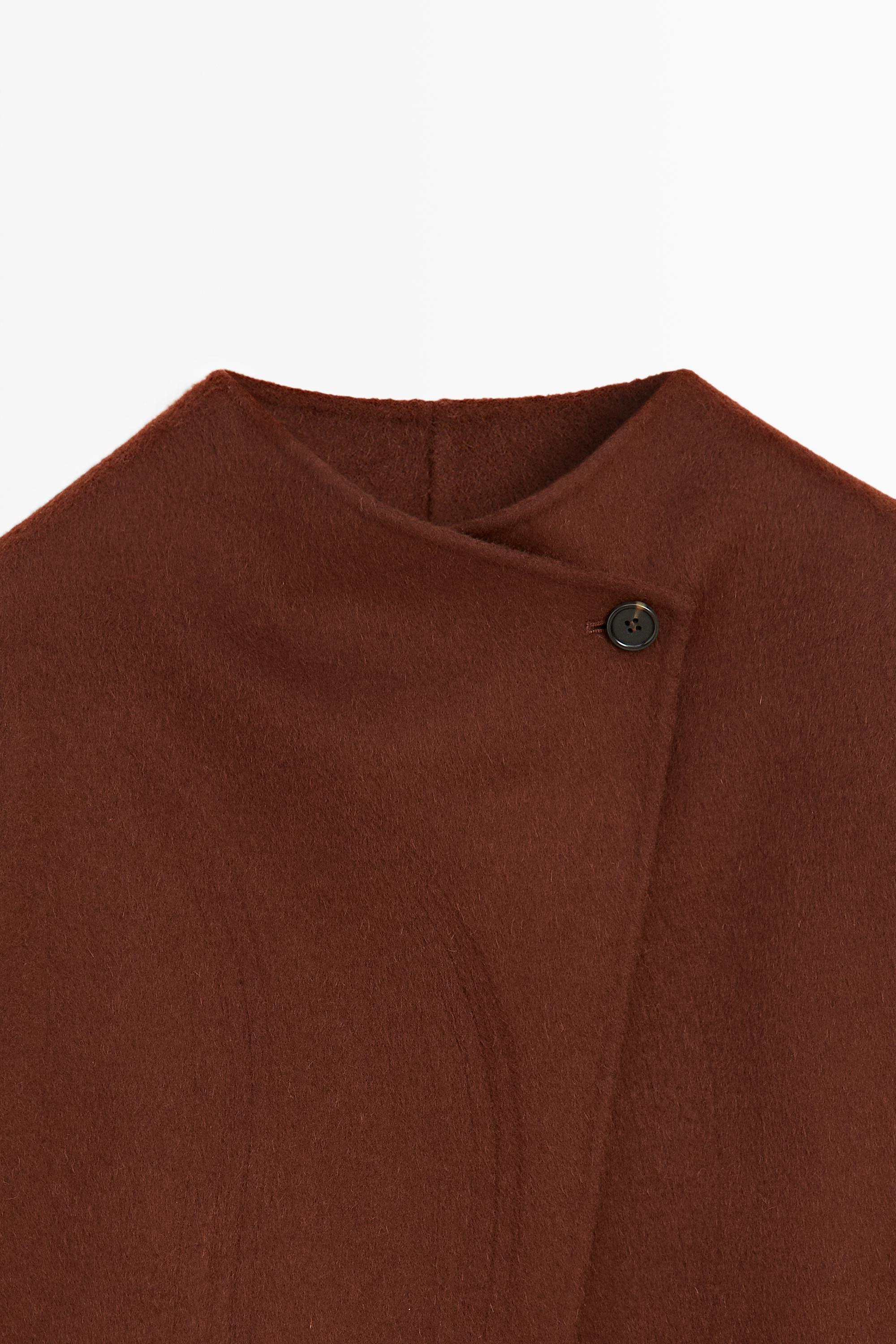 Button detail cape jacket