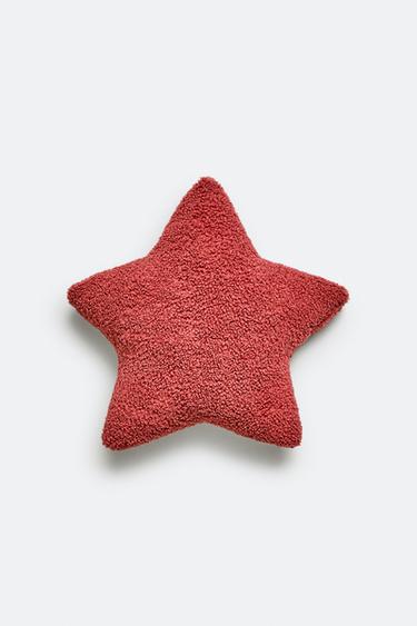 CHILDREN'S SMALL FAUX SHEARLING STAR CUSHION - Red by Zara