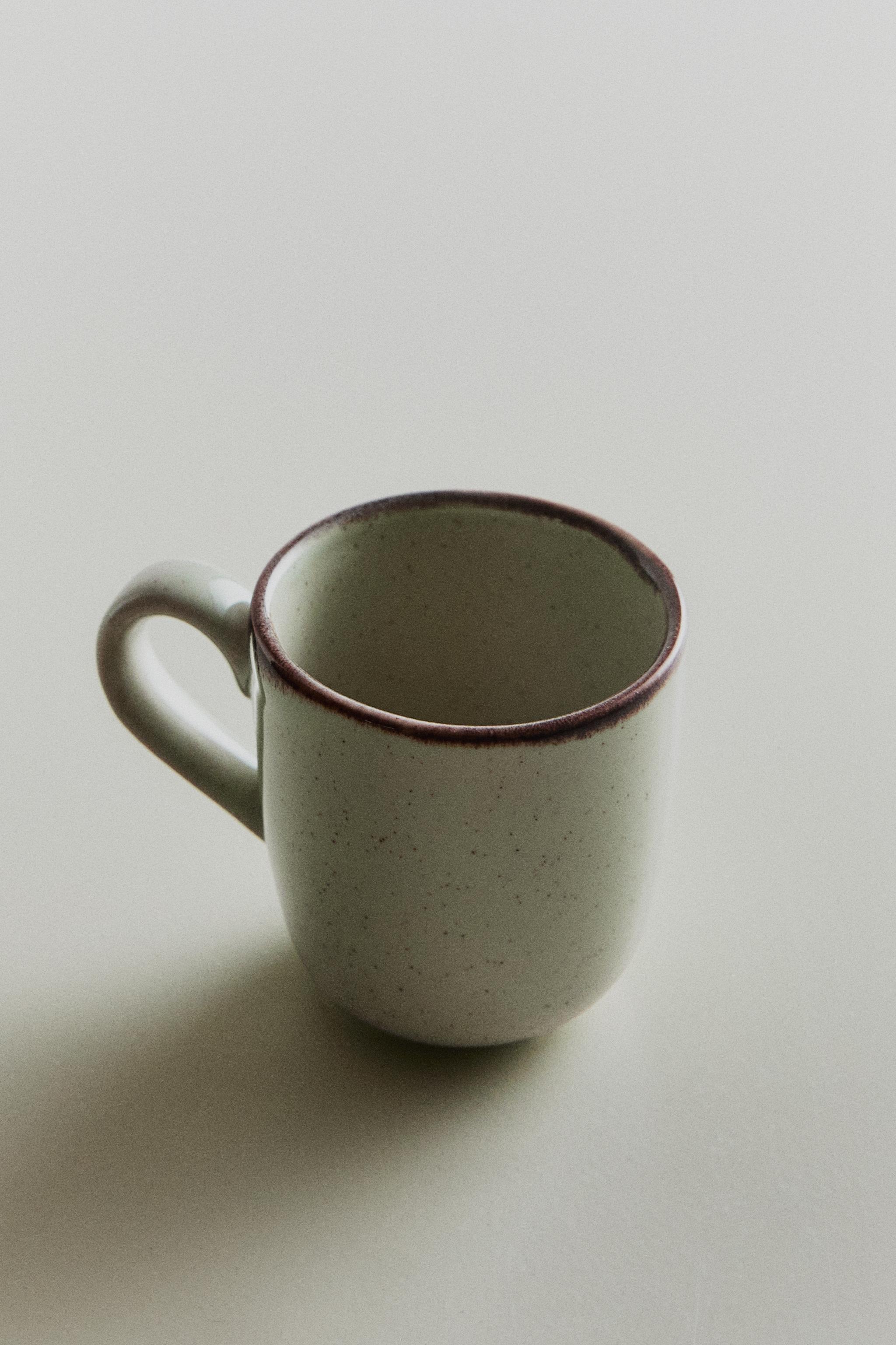 TASSE PORCELAINE BORD VIEILLI