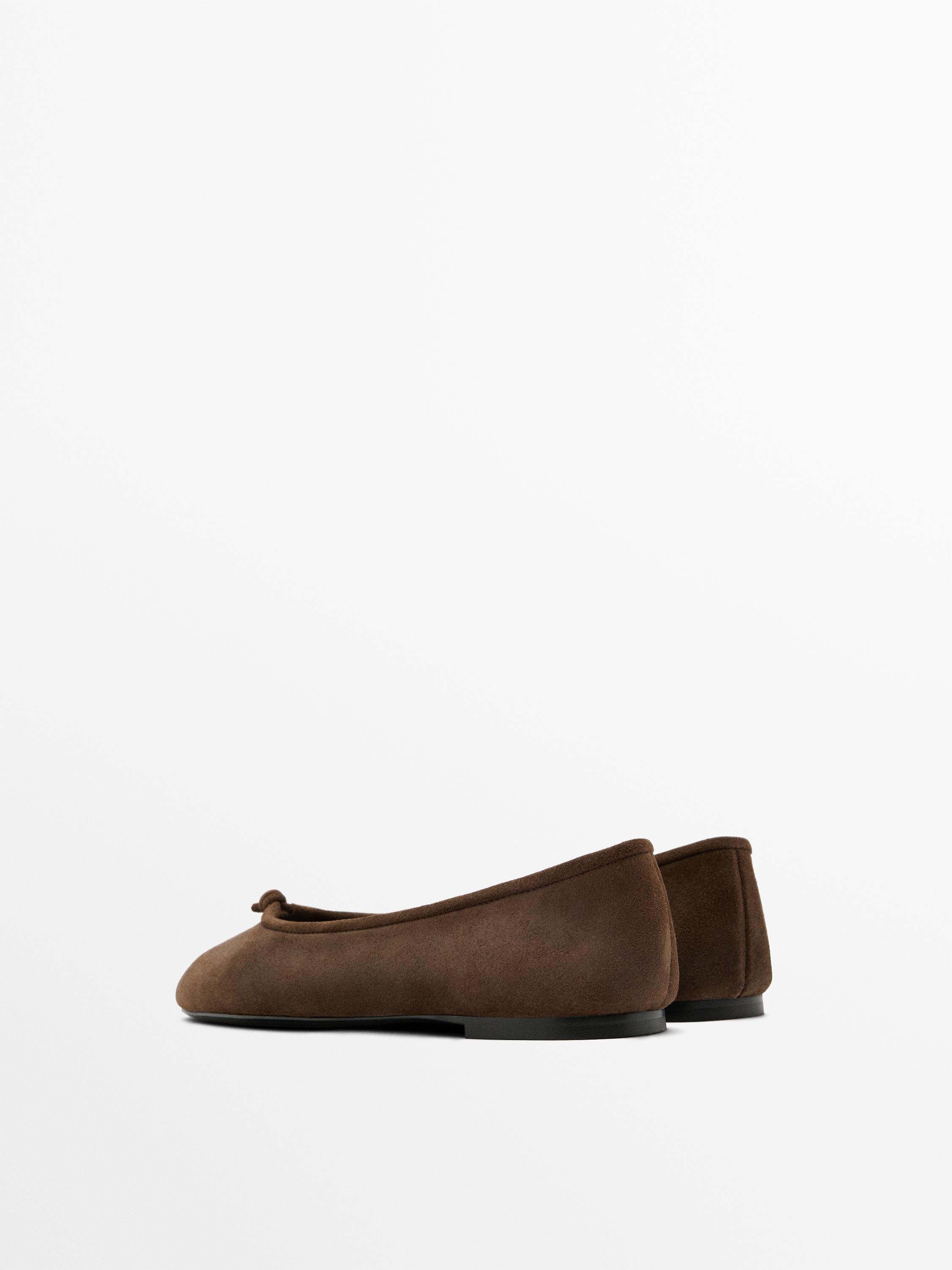 Leather ballet flats with knot