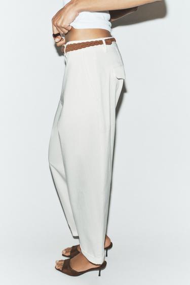 PANTALÓN CHINO CINTURÓN TRENZADO - Crudo de Zara