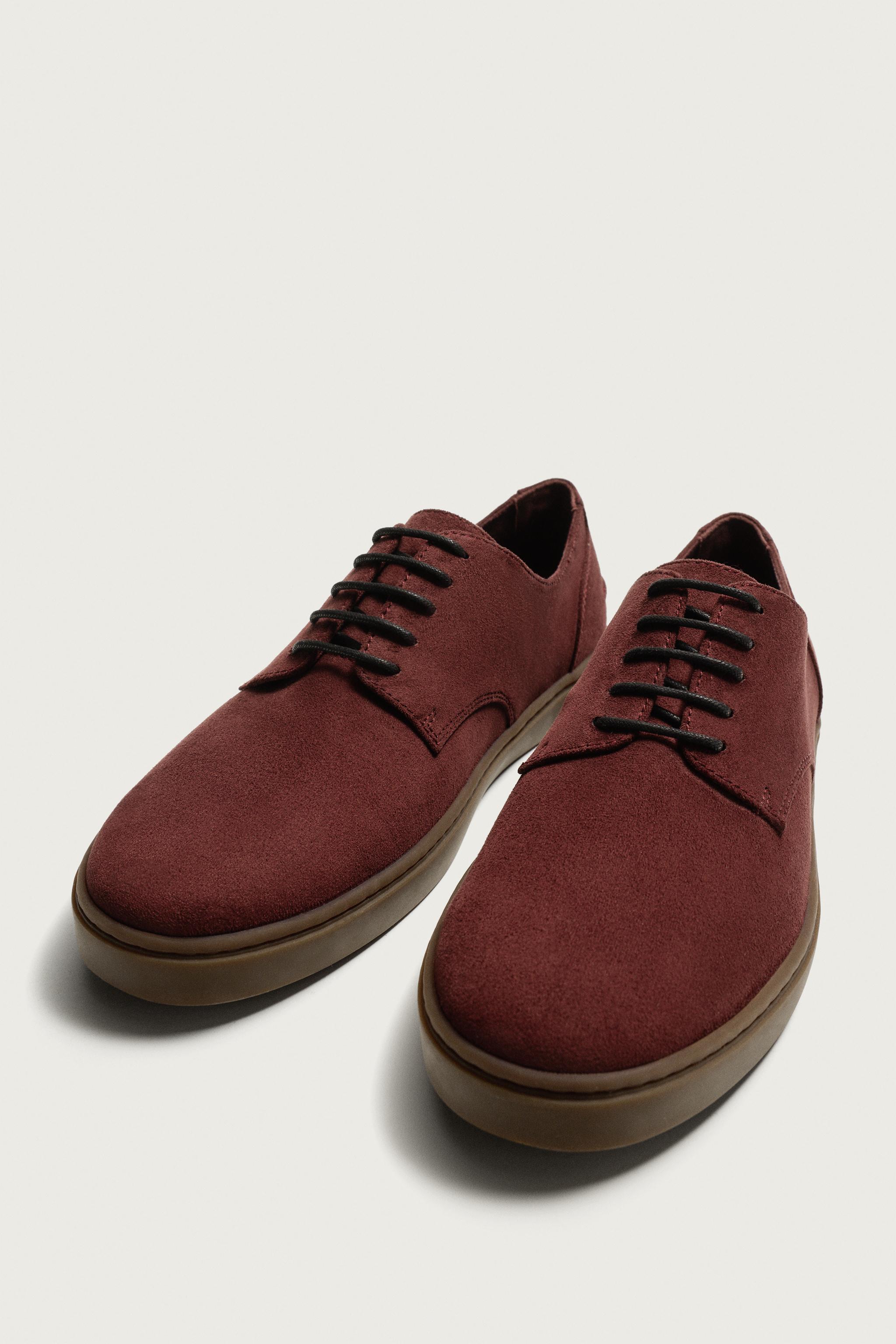 CASUAL SHOES