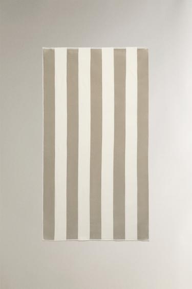 SERVIETTE DE PLAGE RAYURES - Vert gris de Zara