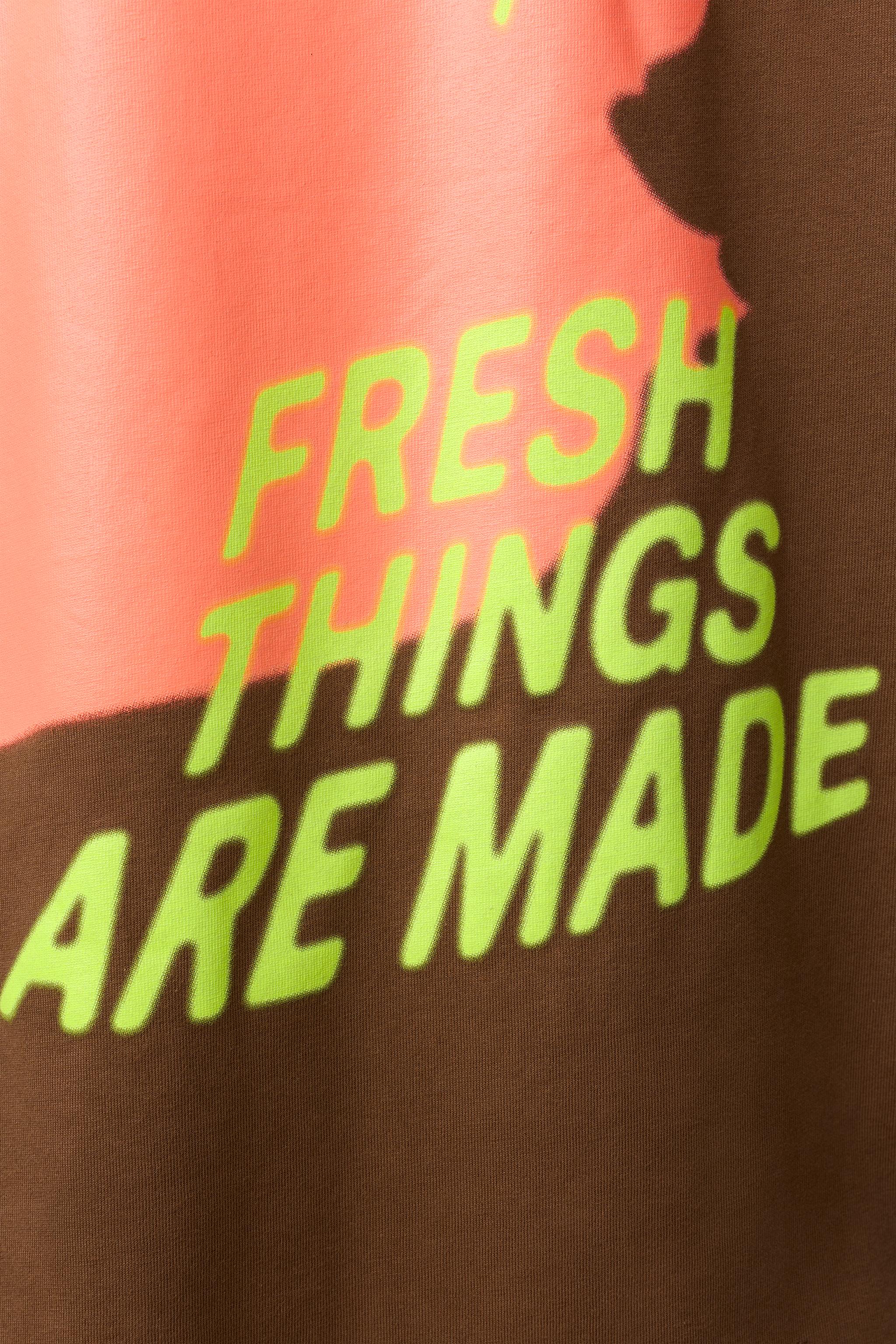 STRAWBERRY PRINT T-SHIRT