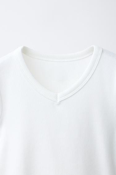 T-SHIRT CÔTELÉ COL EN V - Blanc de Zara - Image 2