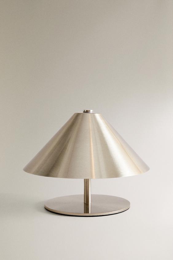 CORDLESS IRON TABLE LAMP