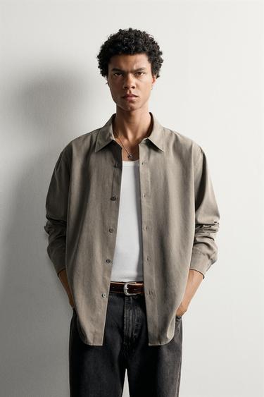 CAMISA FLUIDA RELAXED FIT - Gris / Natural de Zara
