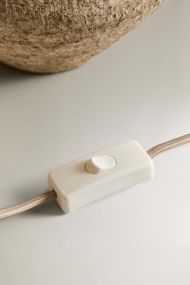 LAMPE DE TABLE BASE FAÏENCE MOYENNE - écru-blanc de Zara - Image 3