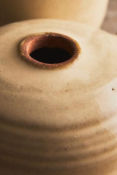 Zara CERAMIC VASE WITH HANDLES - Ecru