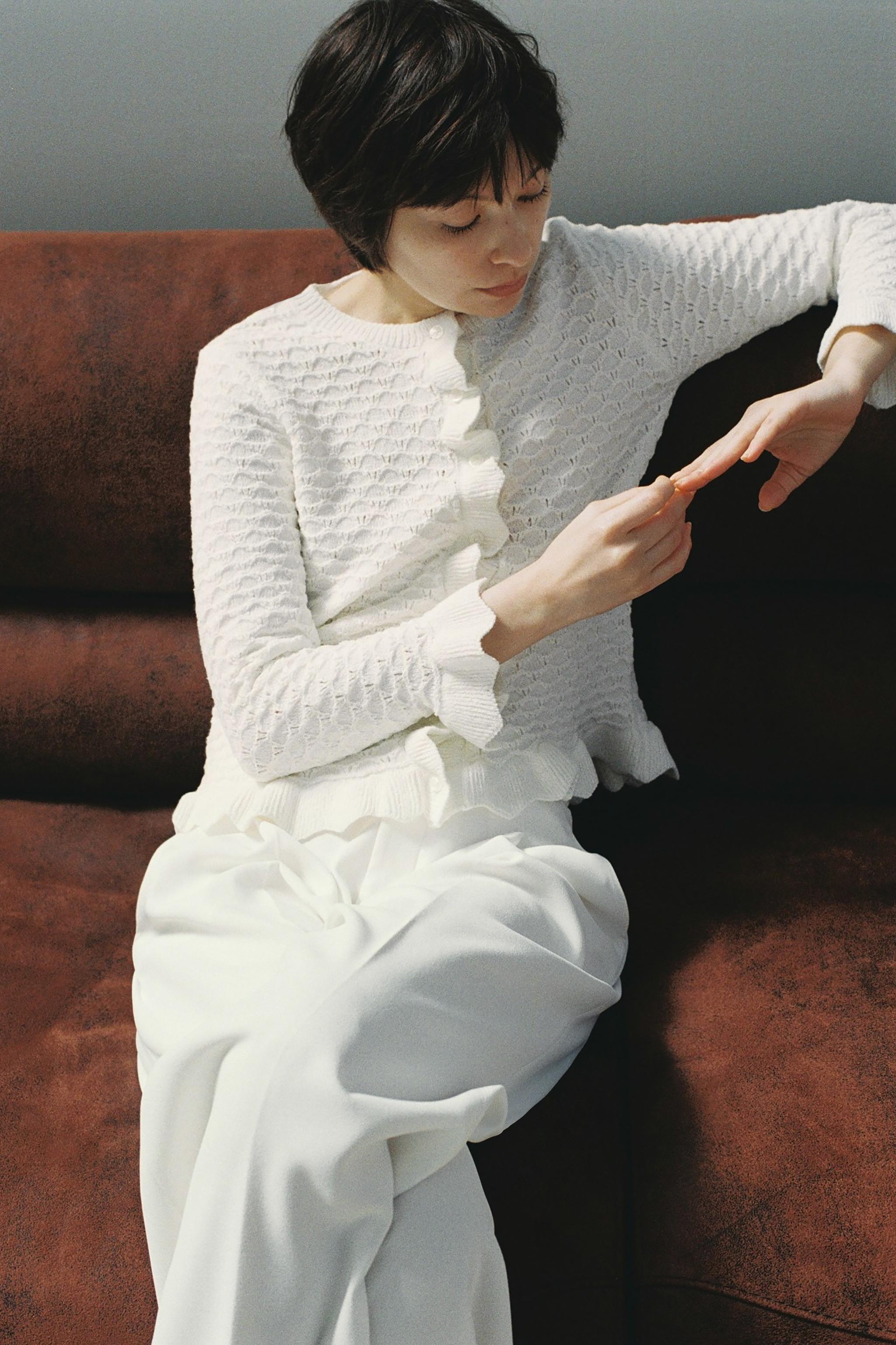 ZARA フリルニット カーディガン 3471/023 ZARA フリルニット カーディガン 3471/023 (ZARA/ジャケット