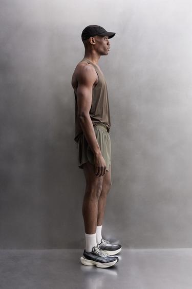 LIGHTWEIGHT TECHNICAL TANK TOP - Dark brown by Zara - Image 3