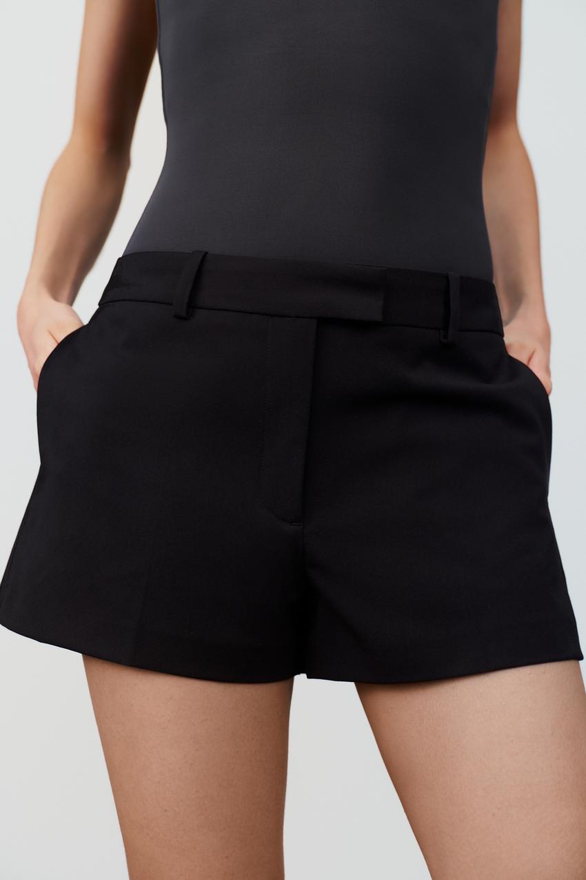 DOUBLE FABRIC SHORTS WITH A HIGH WAIST