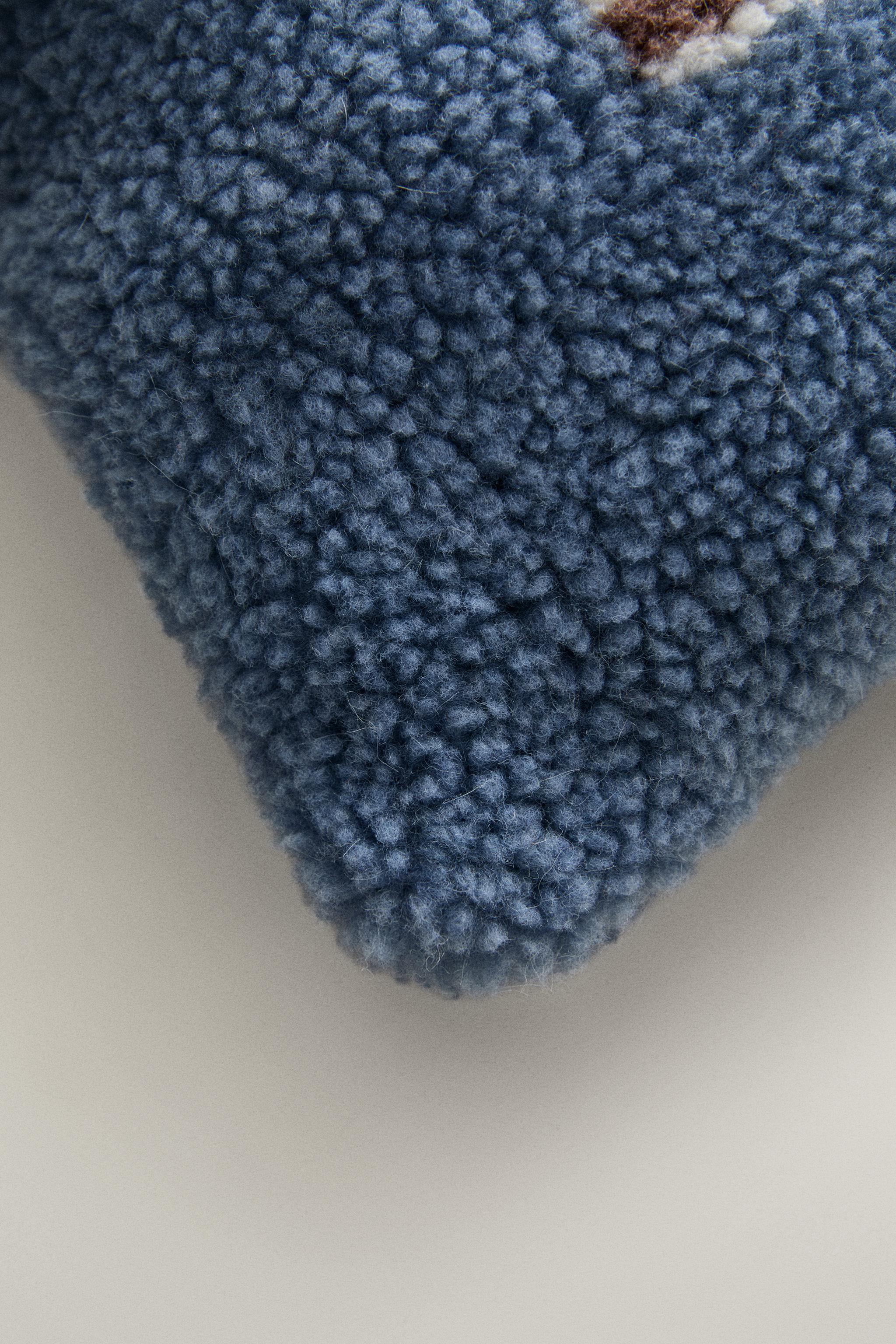 CHILDREN'S FAUX SHEARLING CUSHION WITH N — Blue