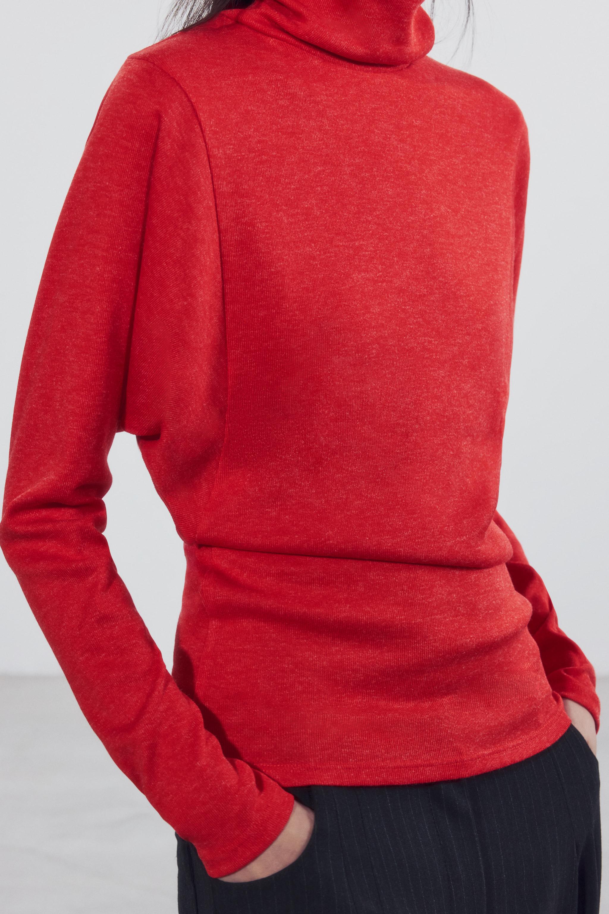 T-SHIRT COL MONTANT
