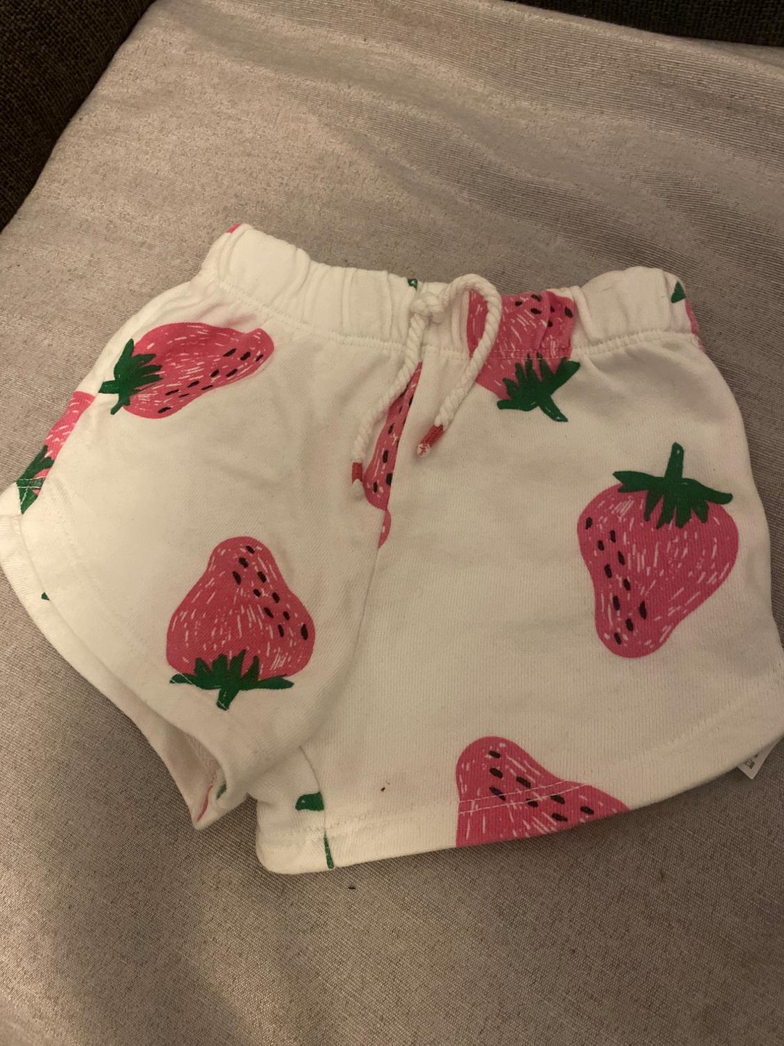 PRINTED BERMUDA SHORTS