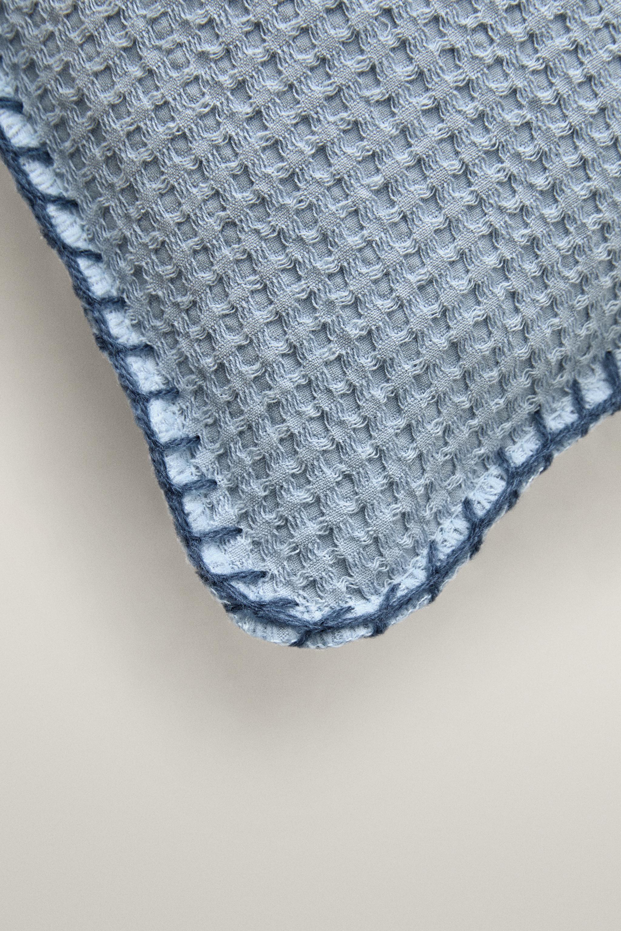 Zara KIDS WAFFLE THROW PILLOW COVER — фото 2