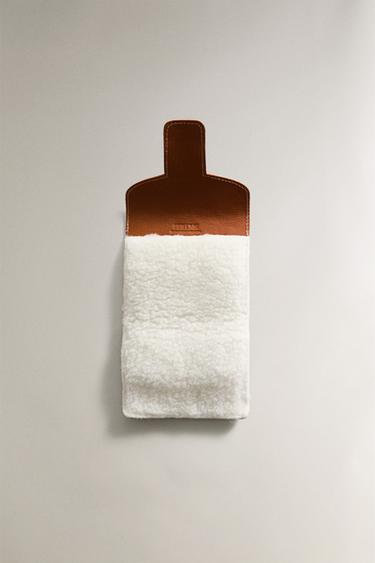 LEATHER POLISHING GLOVES - Mid-camel by Zara - Image 0