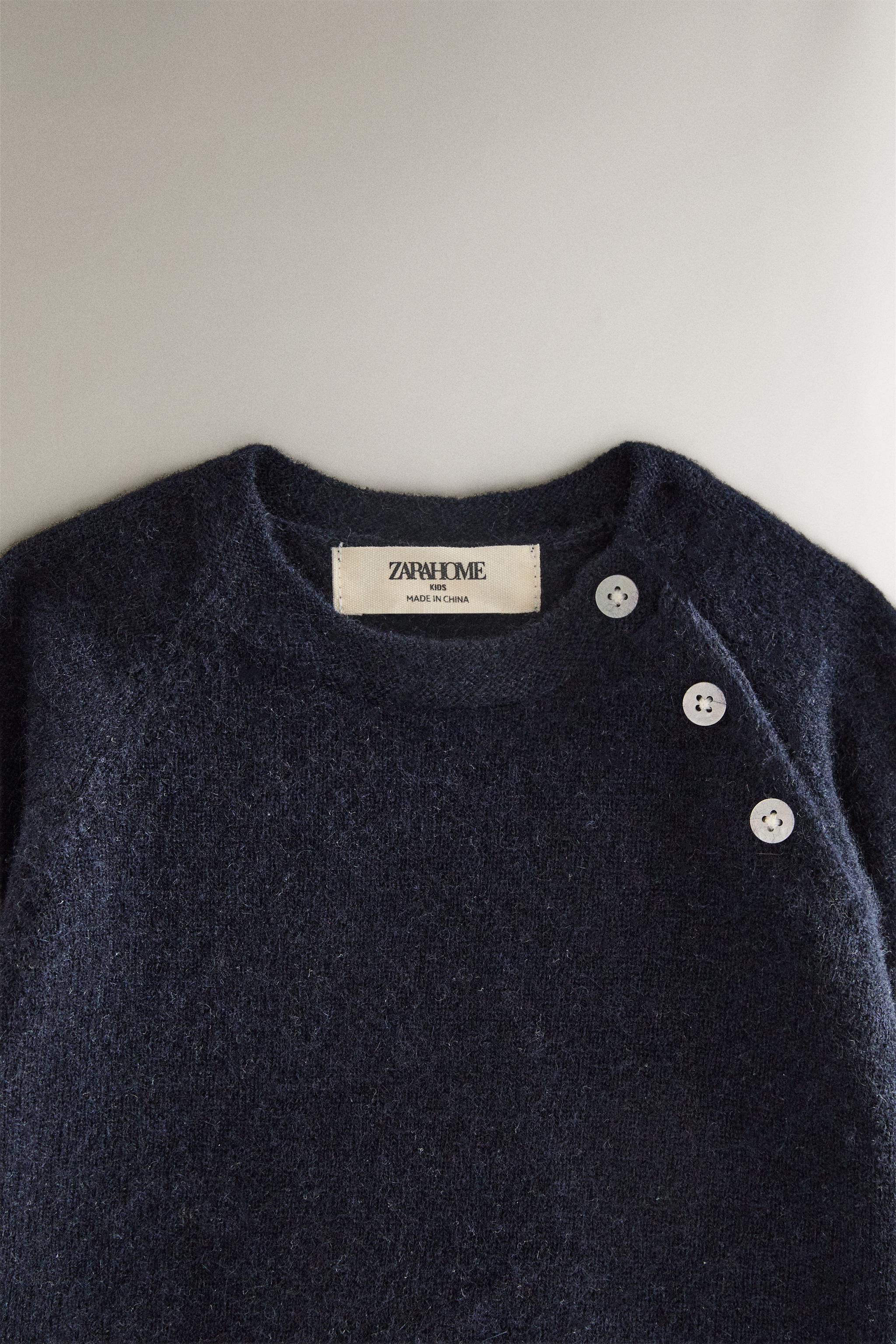 CASHMERE BABY SWEATER