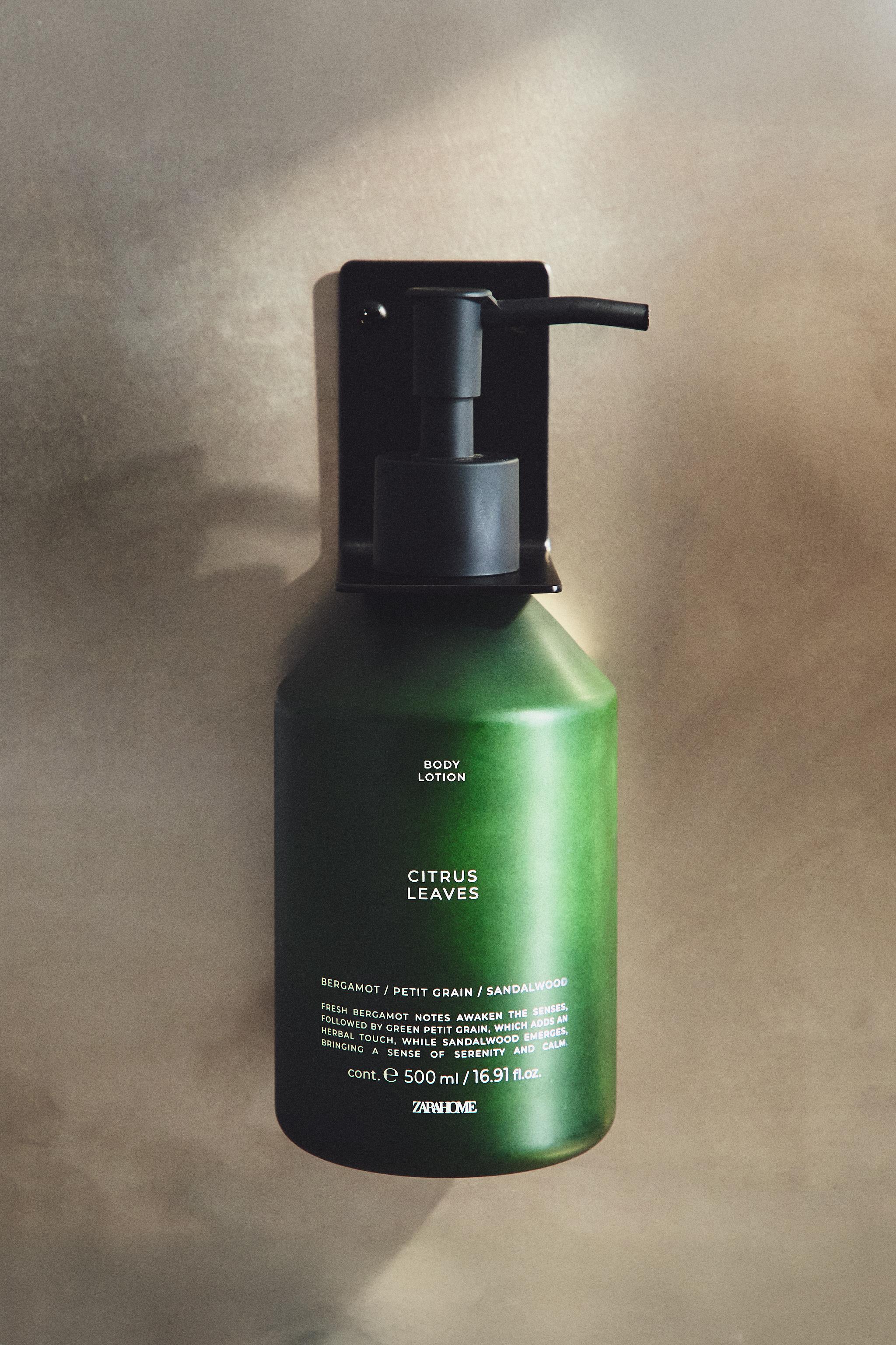 BLACK SOAP DISPENSER WALL STAND