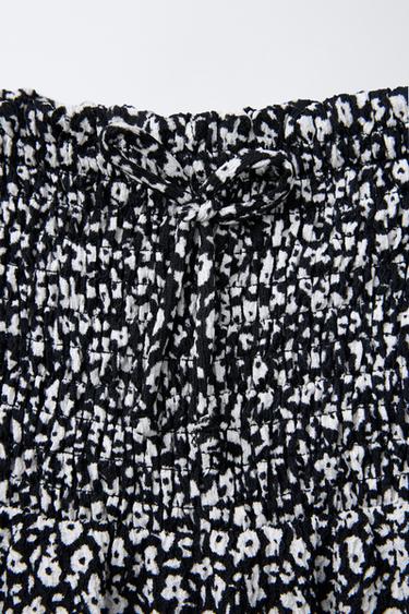 JUPE-SHORT FLEURS CAPE - Noir de Zara - Image 2