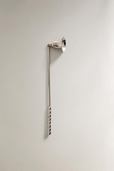 ÉTEIGNOIR À BOUGIES MÉTALLIQUE - Argent de Zara - Image 0