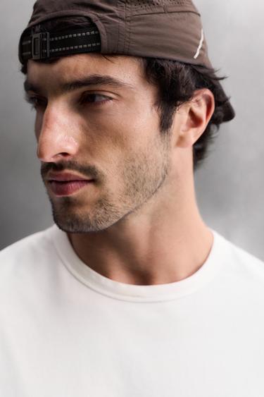 T-SHIRT TECHNIQUE MÉLANGE DE COTON - Blanc de Zara - Image 4