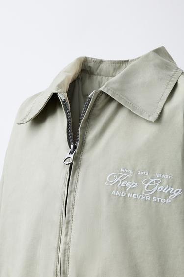 BLOUSON BOMBER À INSCRIPTION BRODÉE - Beige de Zara - Image 4