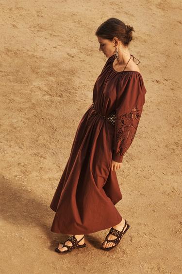 ROBE EN POPELINE BRODÉE ÉDITION LIMITÉE - Bordeaux de Zara - Image 1