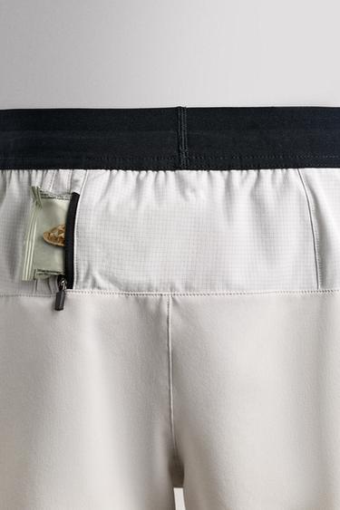 SHORT BASIQUE ENTRAÎNEMENT - Blanc cassé de Zara - Image 9