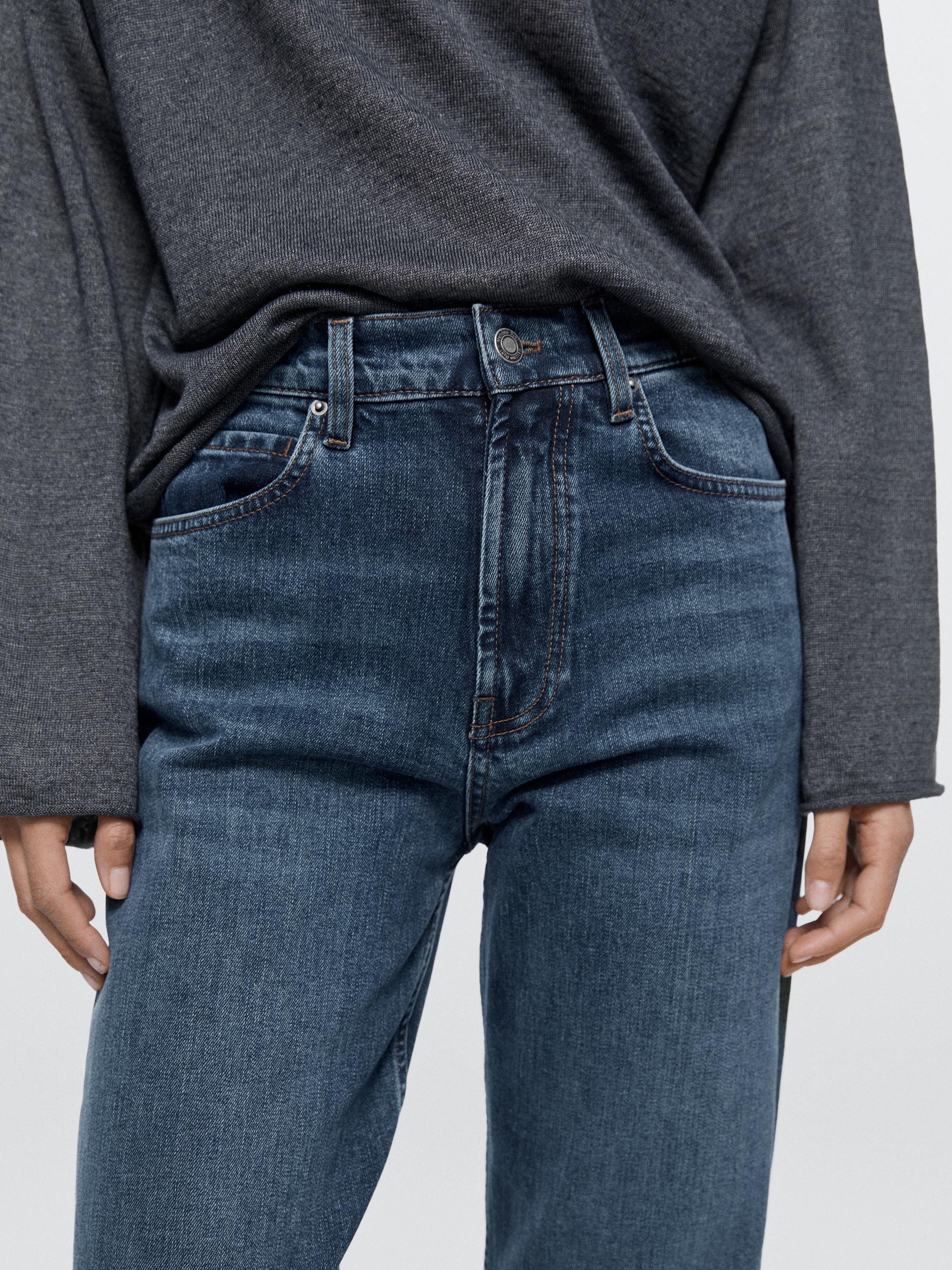 Jean straight taille moyenne