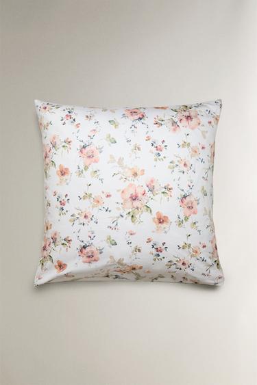 WILD FLOWERS SATEEN PILLOWCASE (300 THREAD COUNT) - Light beige by Zara - Image 1