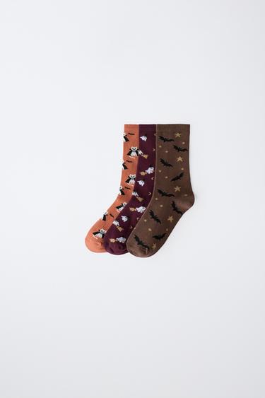 SET VAN DRIE SOKKEN MET VLEERMUIS- EN VAMPIERPRINT - geelbruin van Zara
