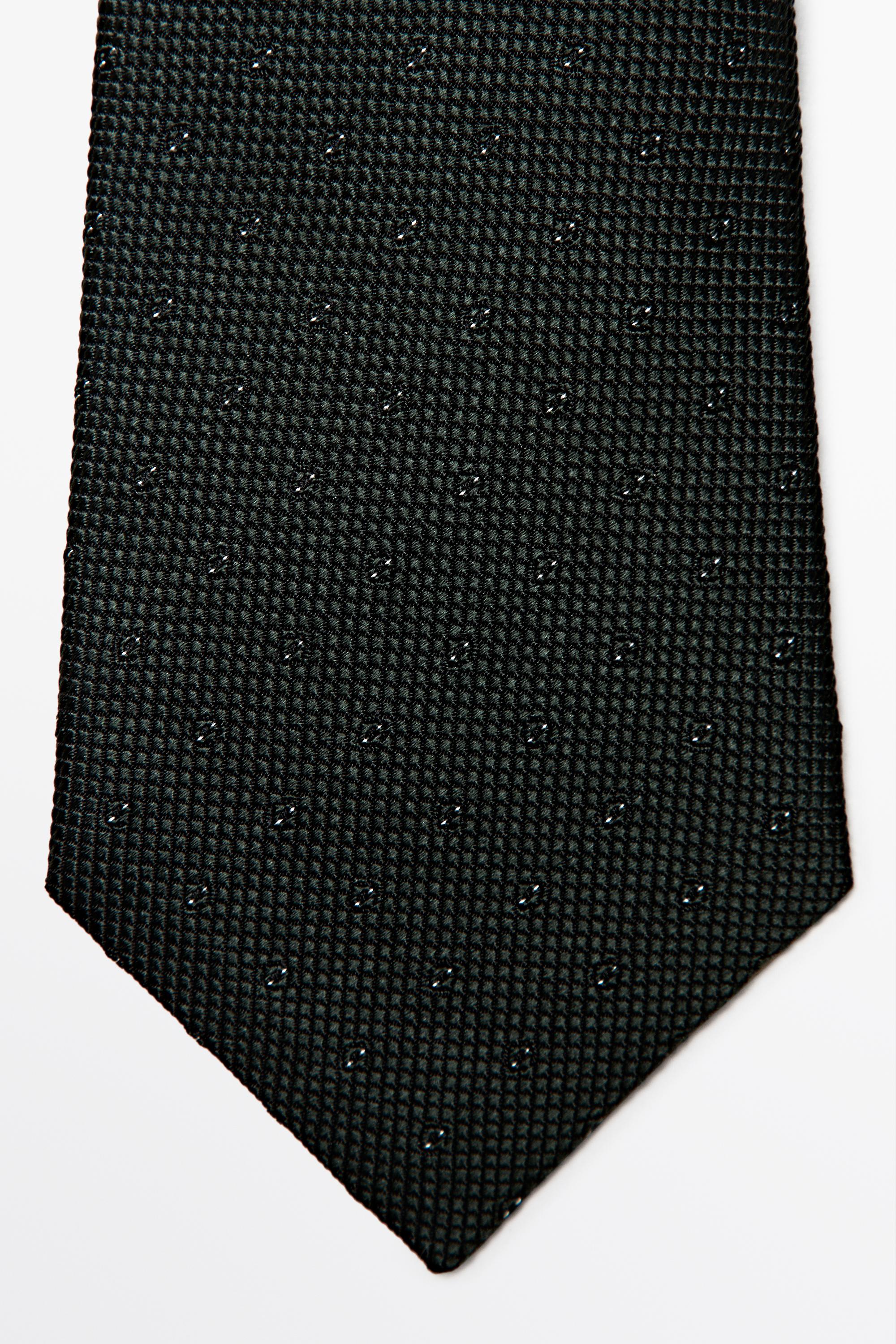 100% silk tie