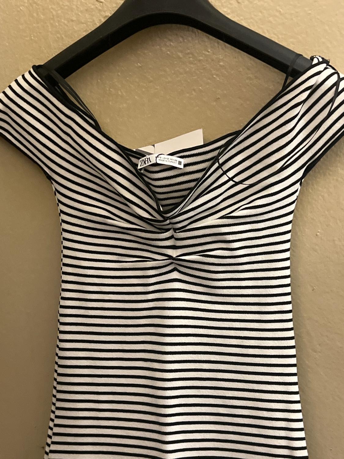 STRIPED STRETCH KNIT DRESS - Image 3