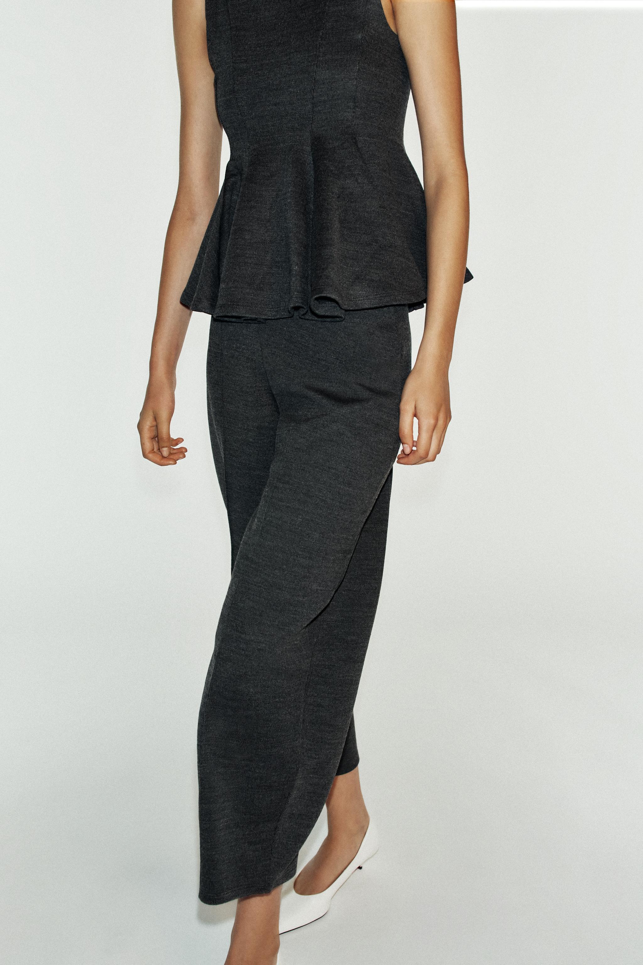 SOFT BARREL-LEG PANTS