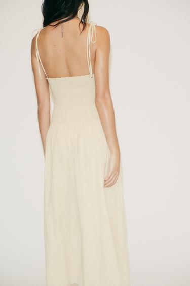 ROBE MIDI EN MATIÈRES VARIÉES NID D'ABEILLE - Beige de Zara - Image 4