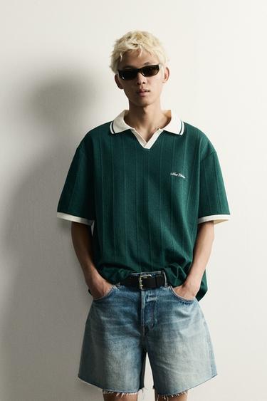 POLO RELAXED FIT  ESTRUCTURA TEXTO BORDADO - Botella de Zara