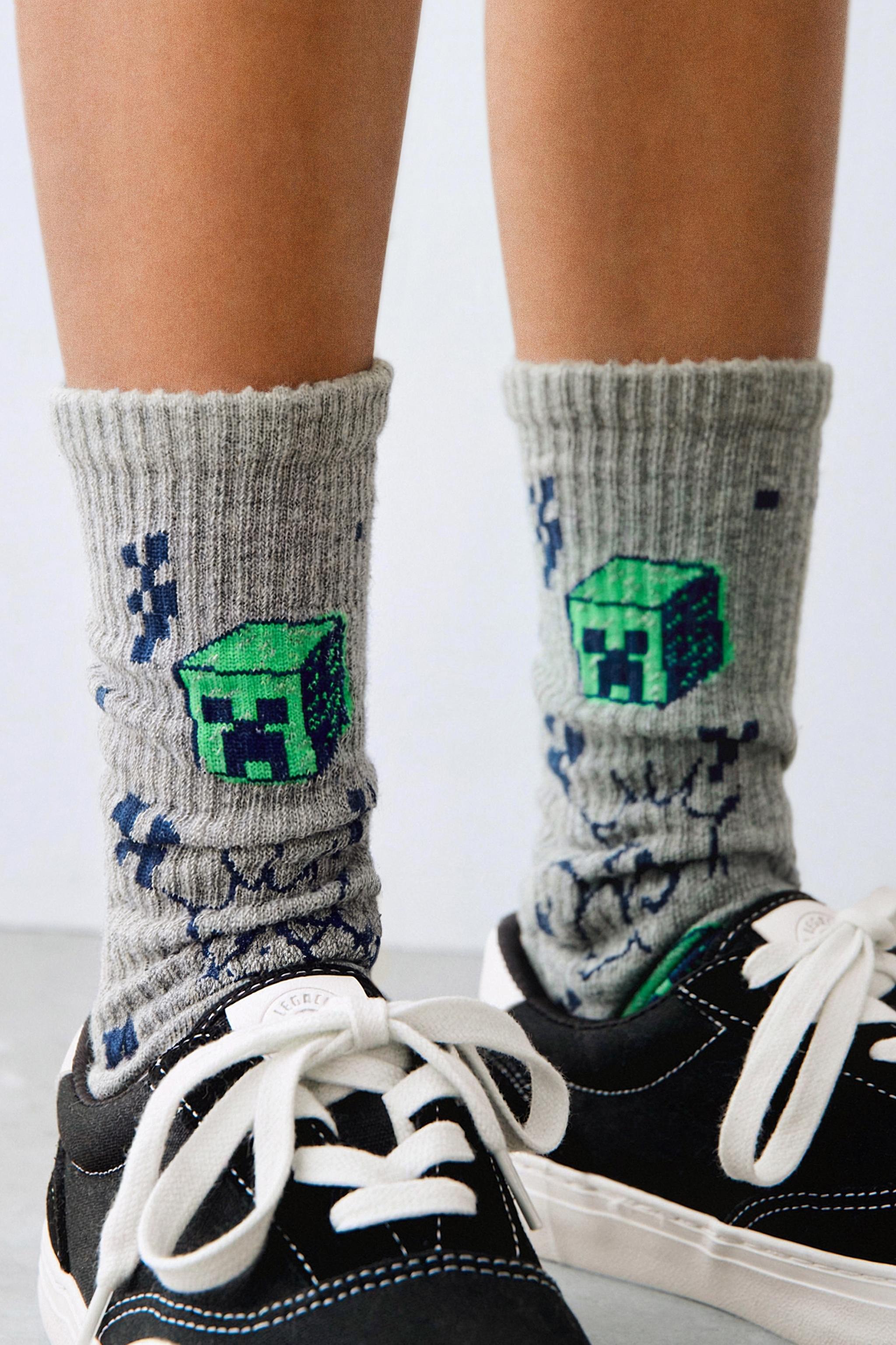TWO-PACK OF MINECRAFT © MOJANG AB. ™ LONG SOCKS