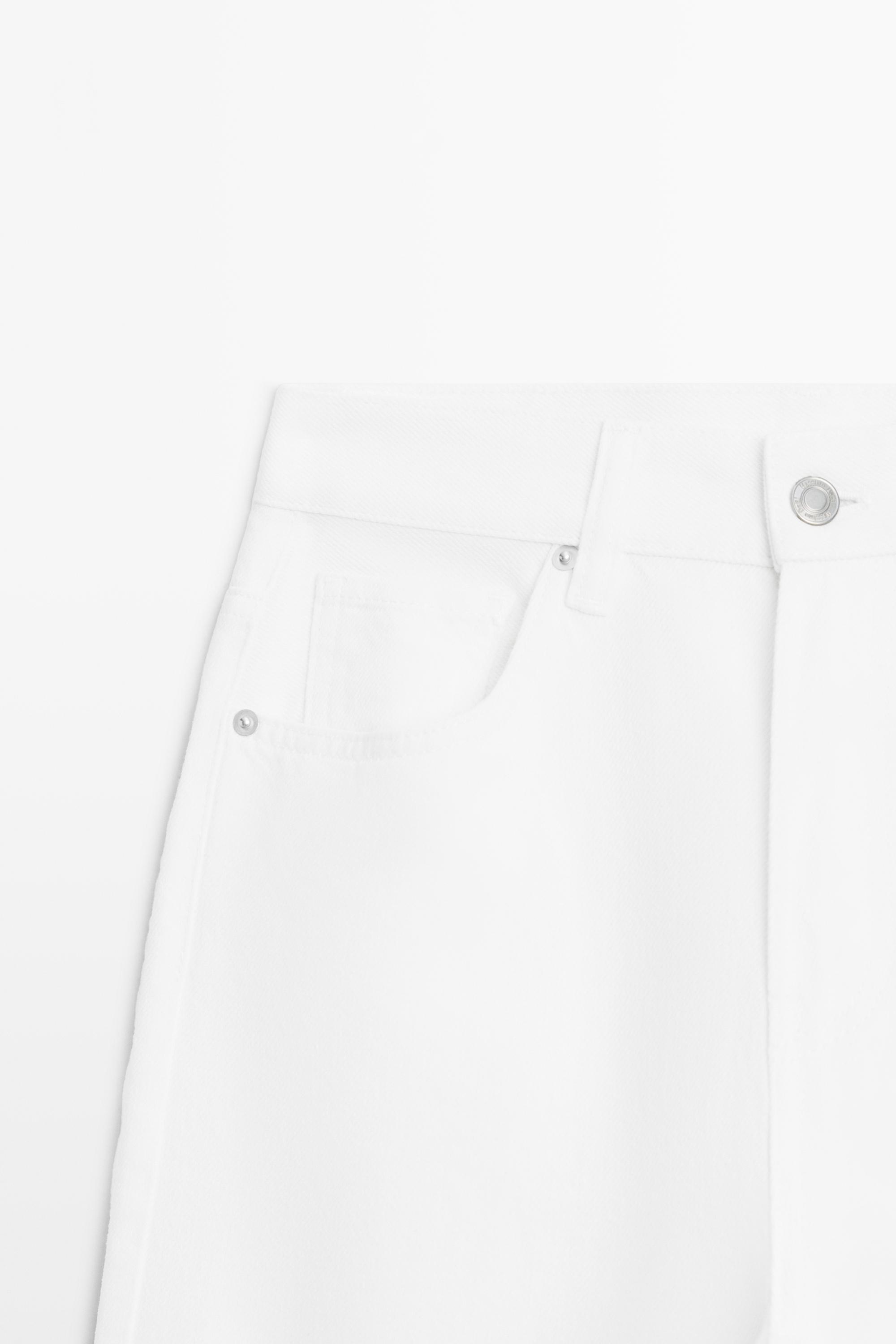 High-waist wide-leg jeans