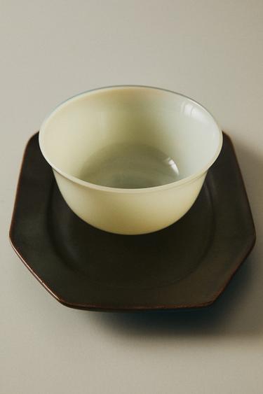 半透明ボロシリケイトガラスボウルイエローZaraの半透明ボロシリケイトガラスボウル - イエロー 