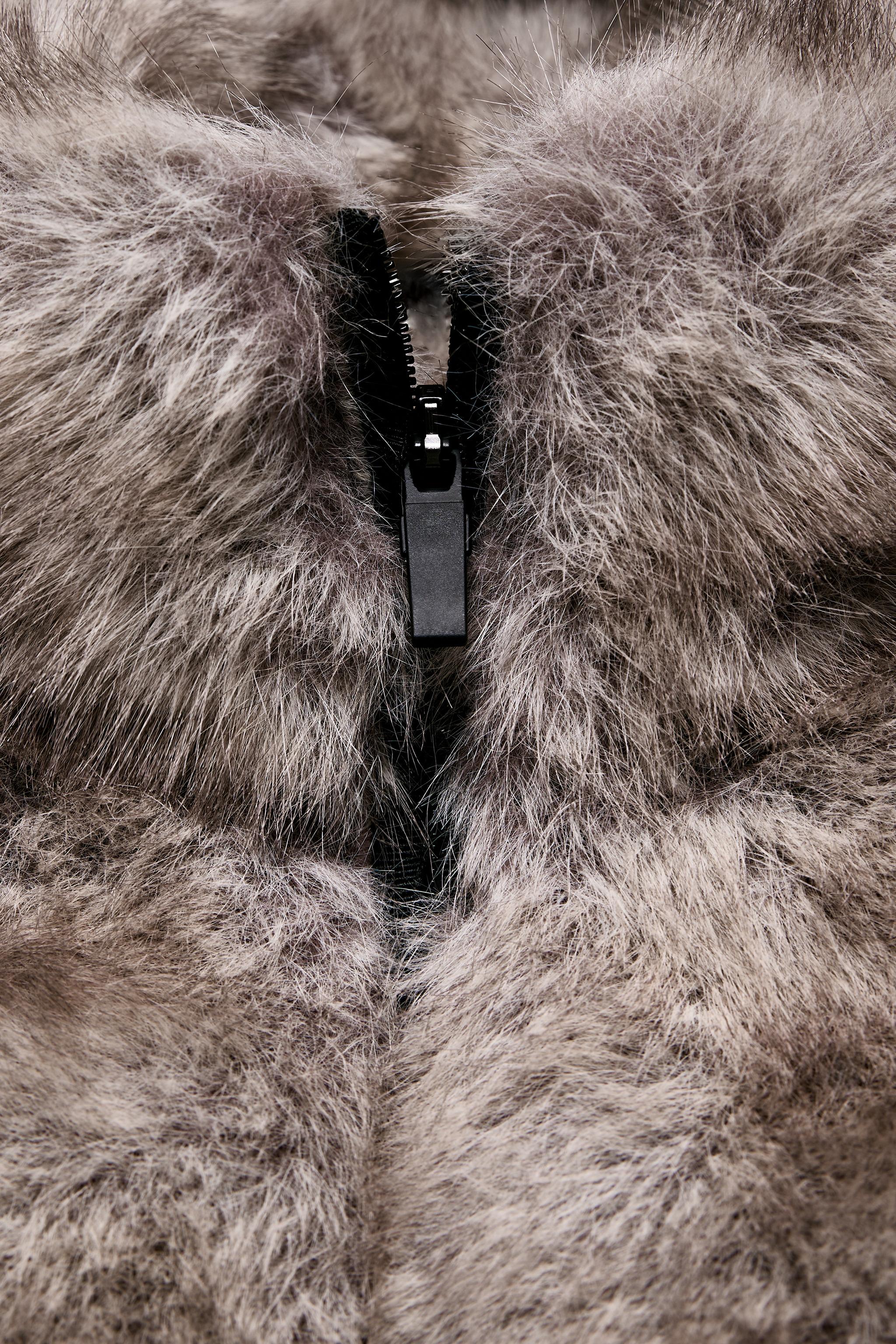 SHORT COAT WITH FAUX FUR HOOD HEIQ XREFLEX™ TECHNOLOGY SKI COLLECTION