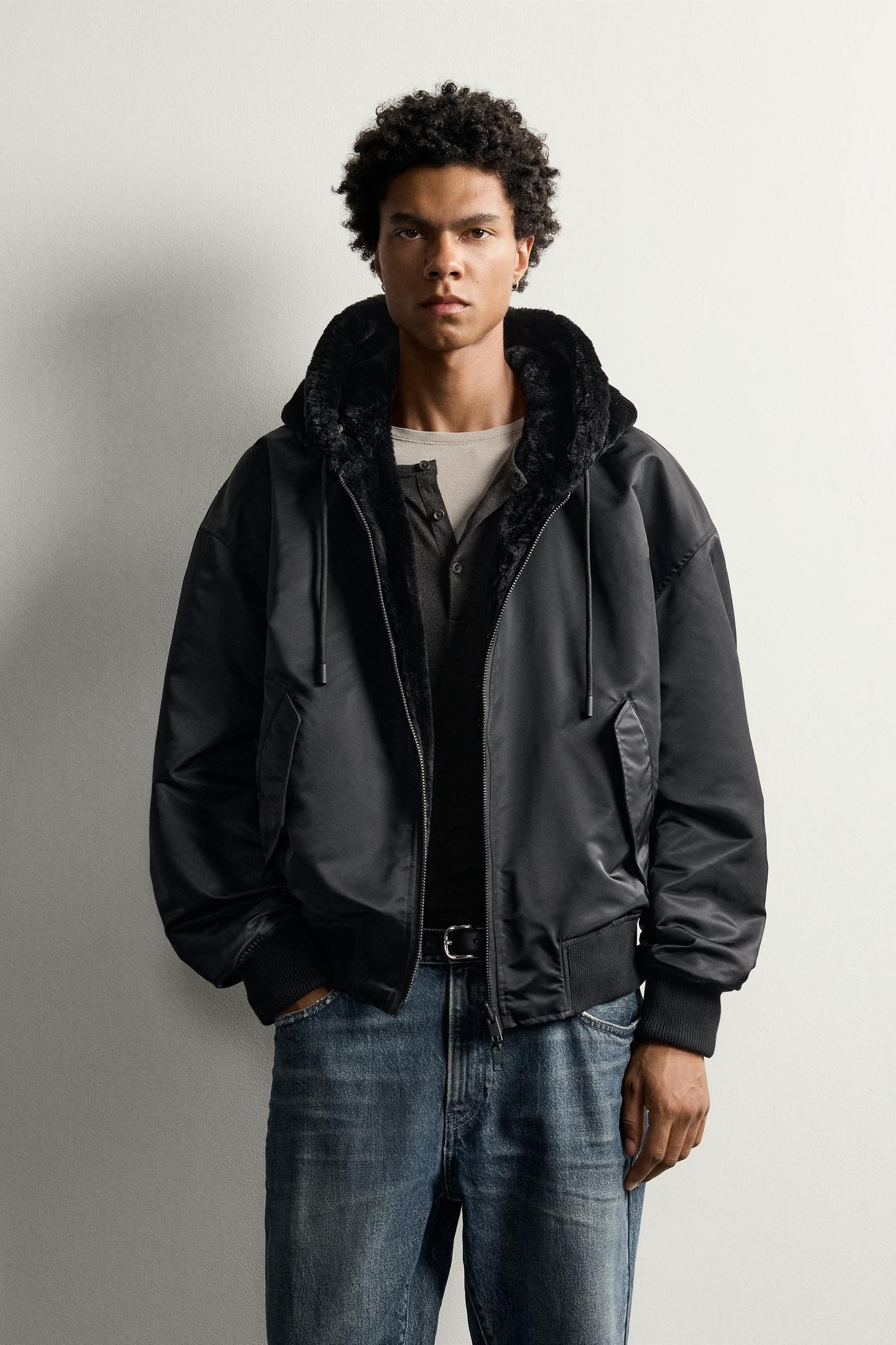 Мужская куртка Zara Reversible Faux Fur Effect Bomber, цвет: Чёрный — фото 2