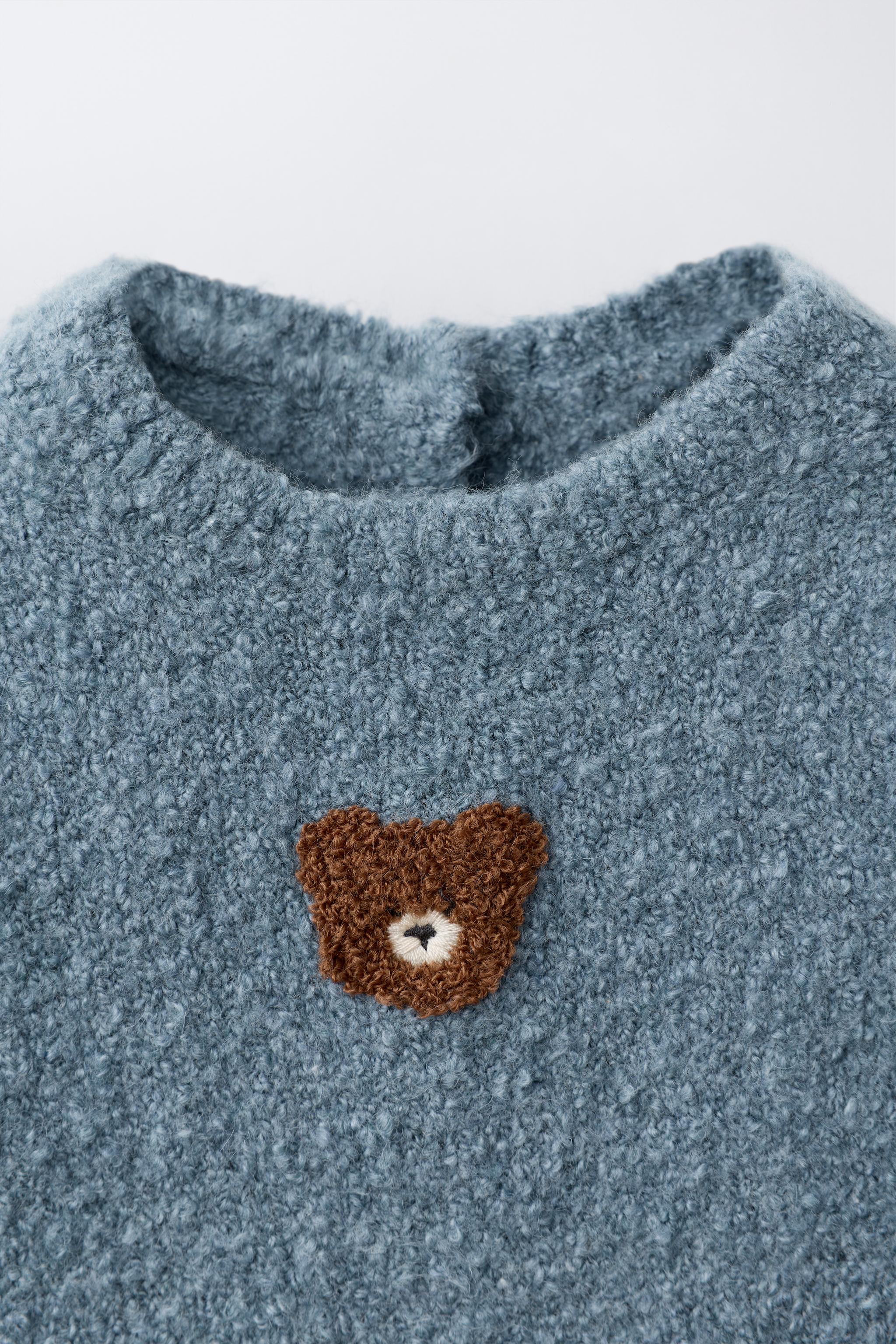 COMBINAISON EN MAILLE AVEC PIÈCE OURS