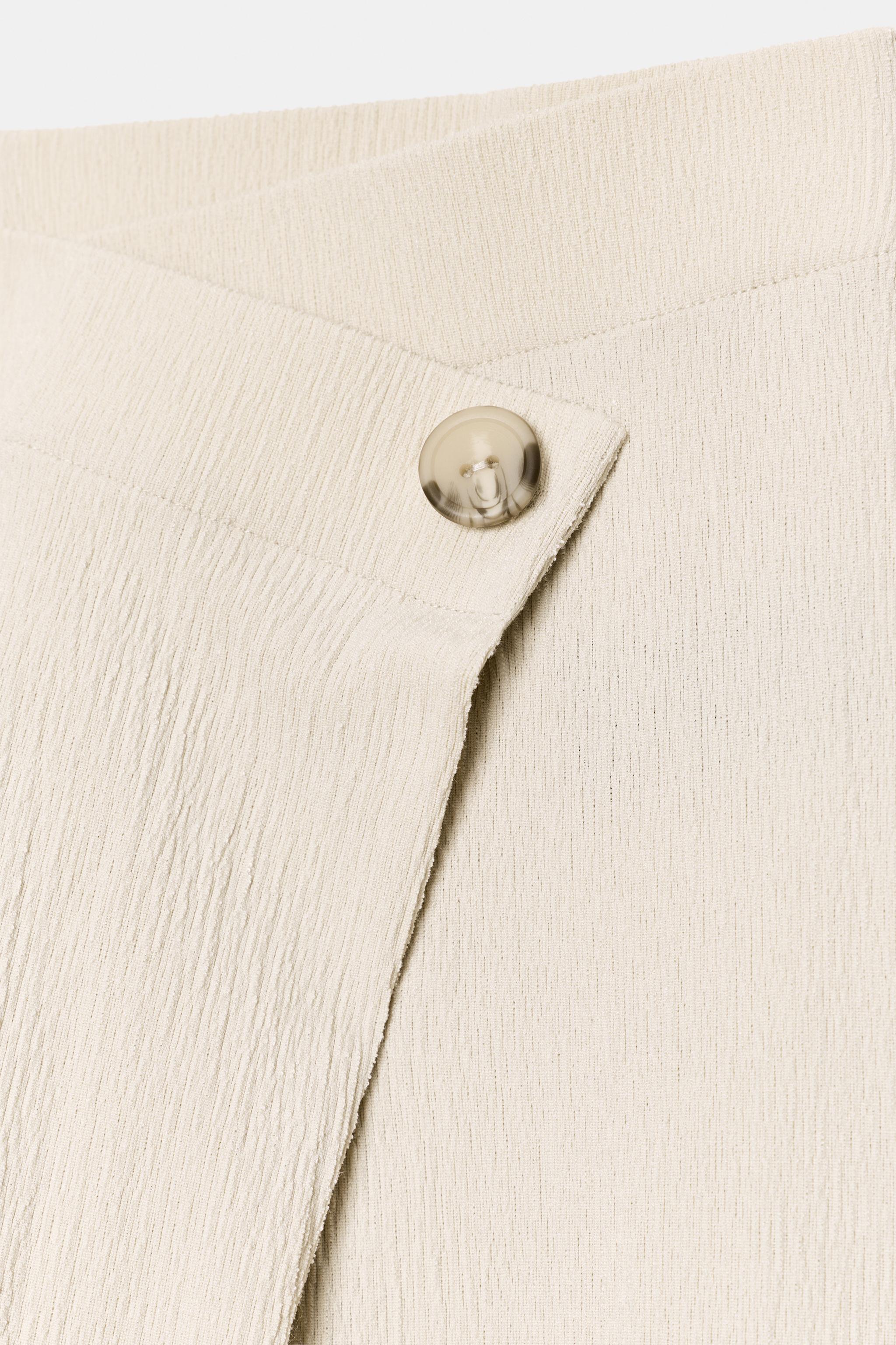 TEXTURED WRAP PANTS