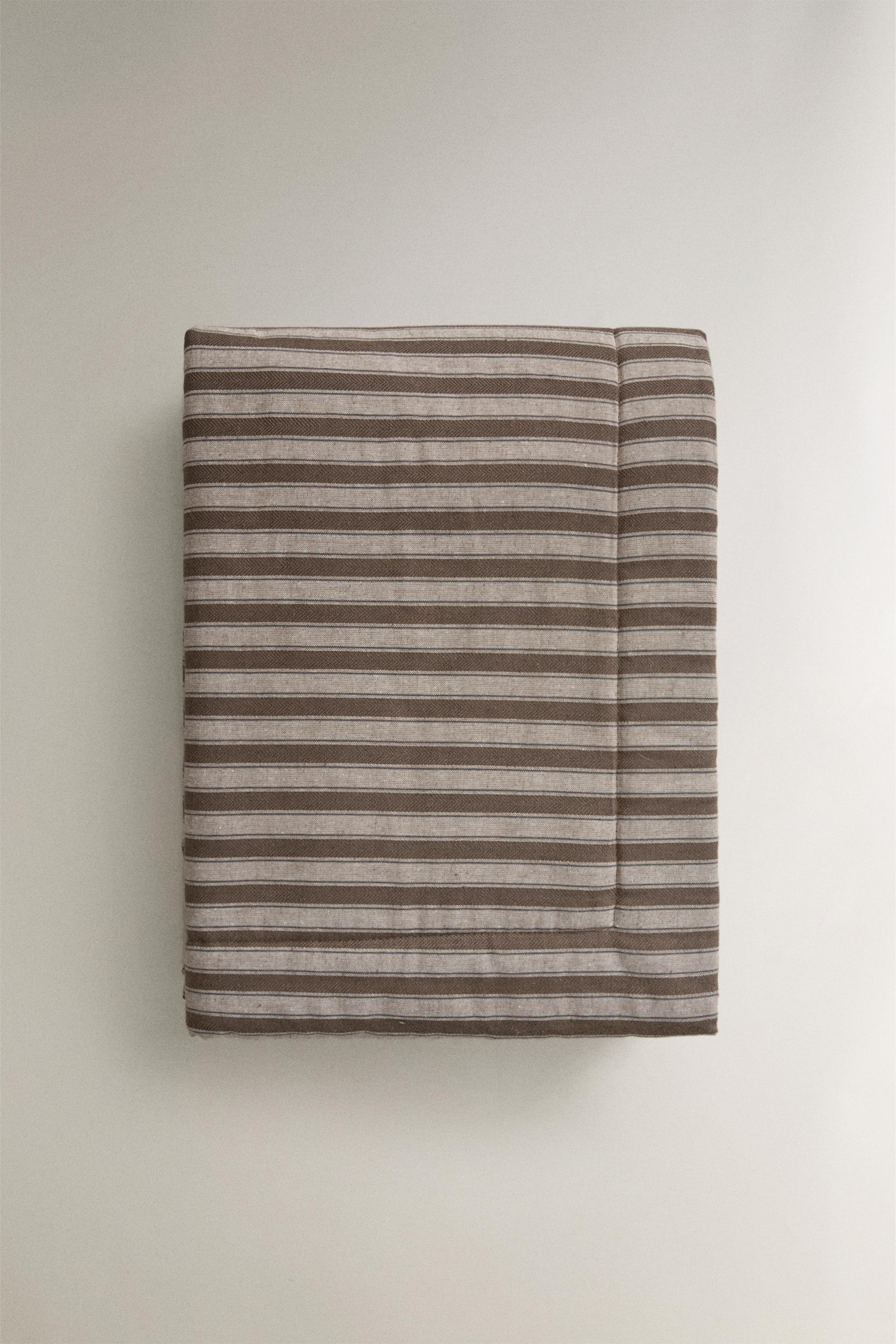 STRIPED FAUX SHEARLING PET BLANKET